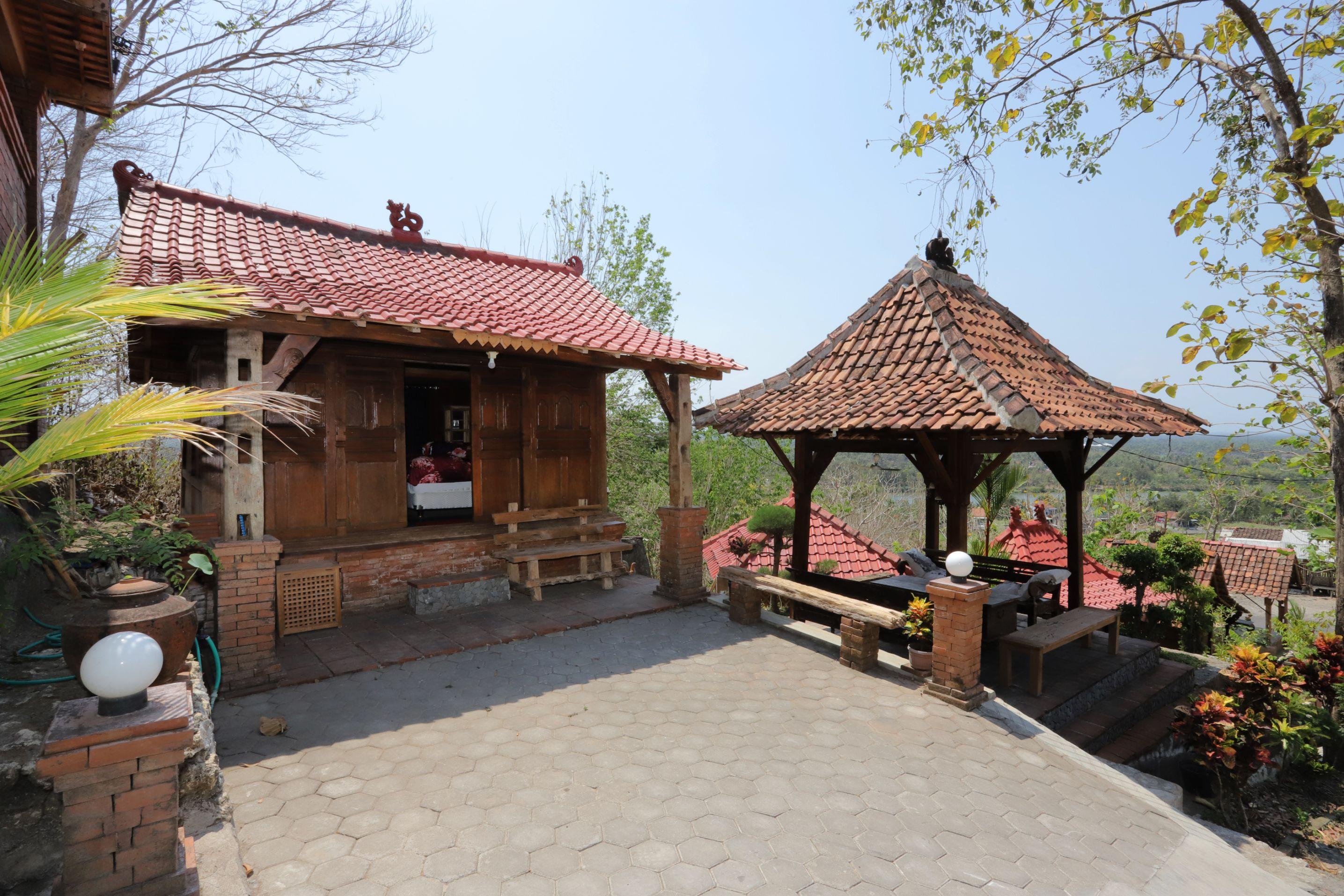 Watu Lumbung Culture Resort Kretek Exterior foto