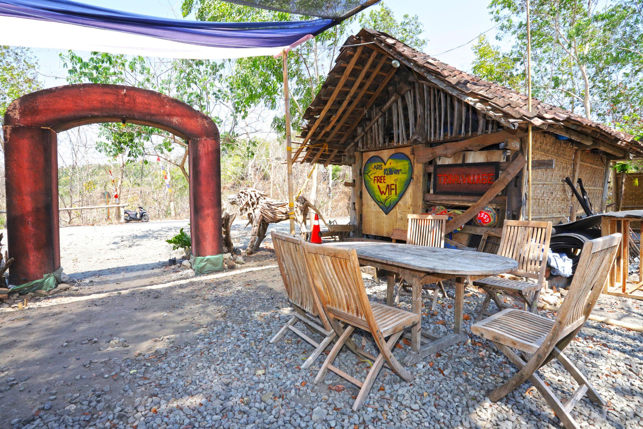 Watu Lumbung Culture Resort Kretek Exterior foto