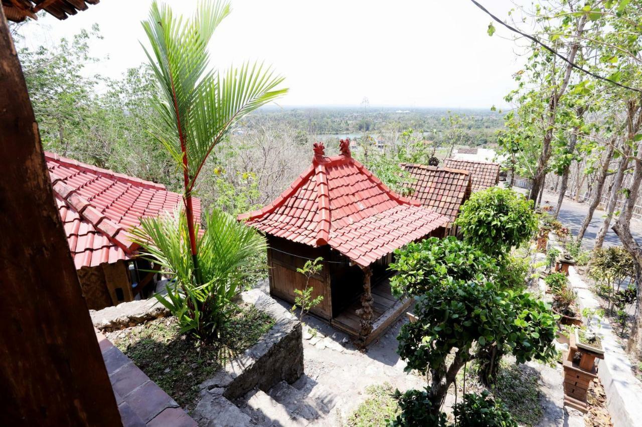 Watu Lumbung Culture Resort Kretek Exterior foto