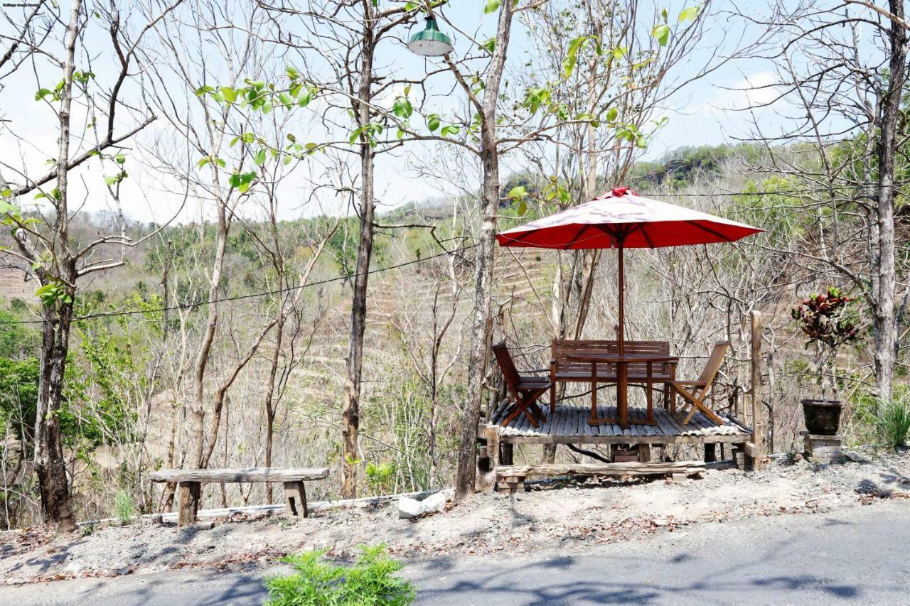 Watu Lumbung Culture Resort Kretek Exterior foto