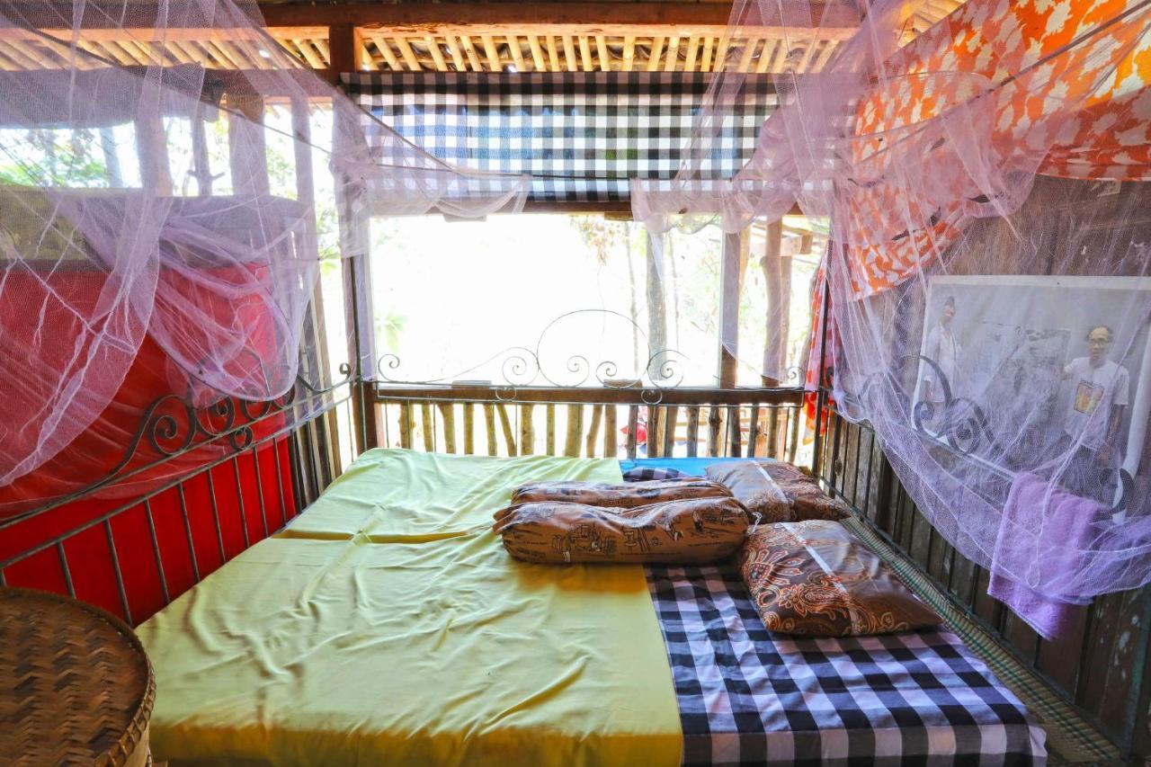 Watu Lumbung Culture Resort Kretek Exterior foto